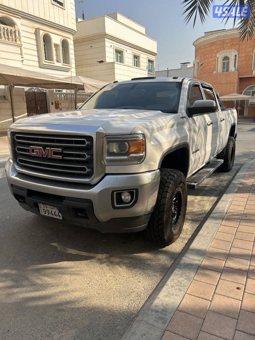 وانيت اتش دي للبيع0