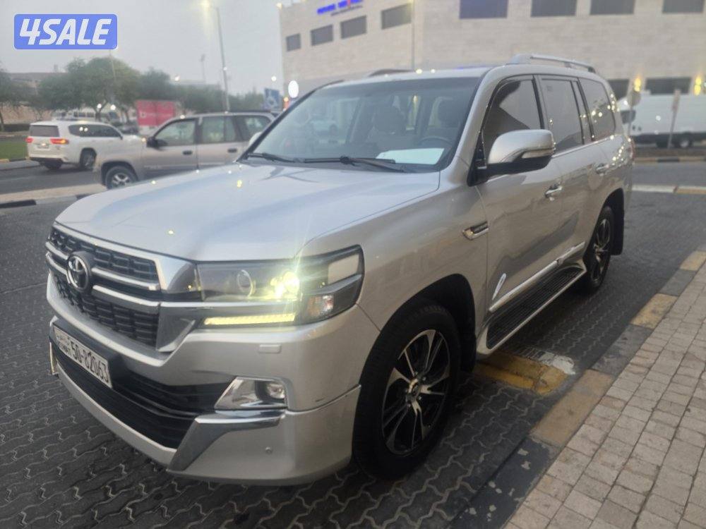 ,للبيع لاند كروزر ٢٠٢١  المالك الاول 6 سلندر صبغ قطعة  احده5