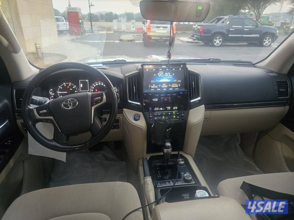 ,للبيع لاند كروزر ٢٠٢١  المالك الاول 6 سلندر صبغ قطعة  احده14