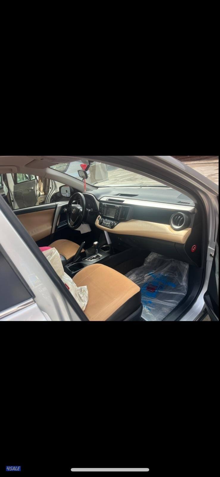 للبيع تويوتا راف4 وارد الساير مديل ٢٠١٦. شرط الفحص7