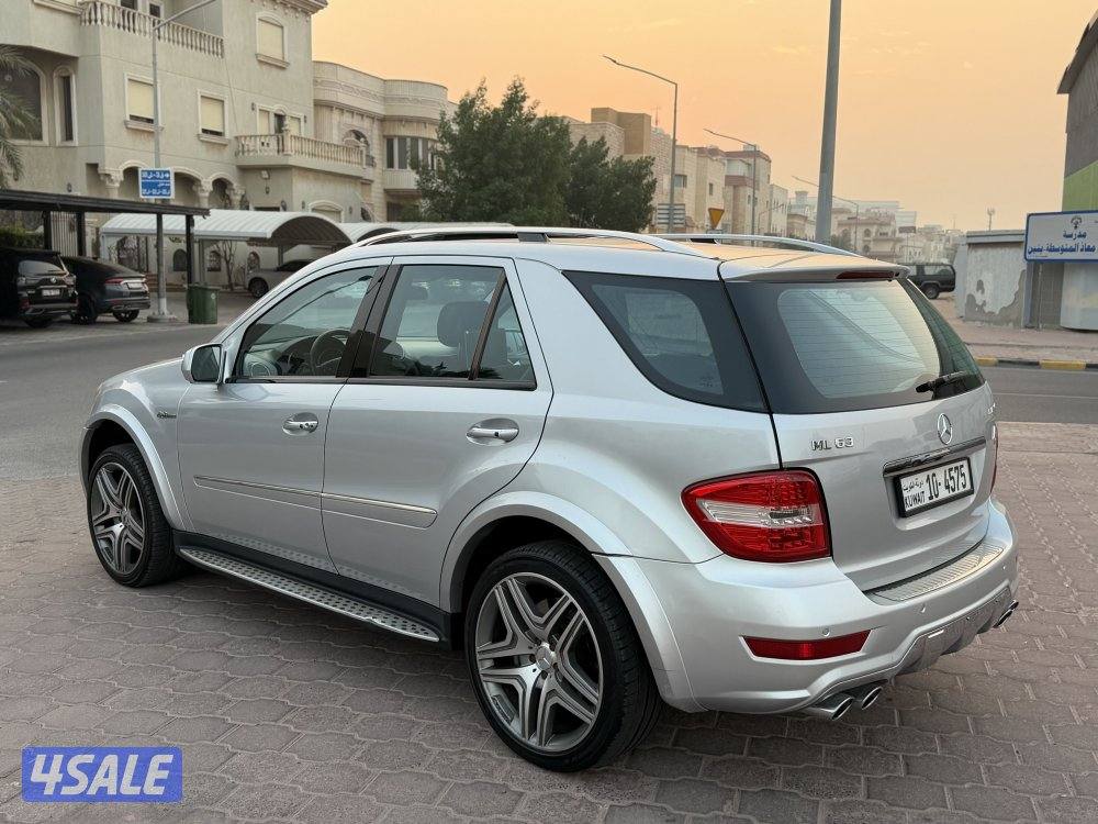مرسيدس ML 63 AMG موديل 2010 شرط الفحص7