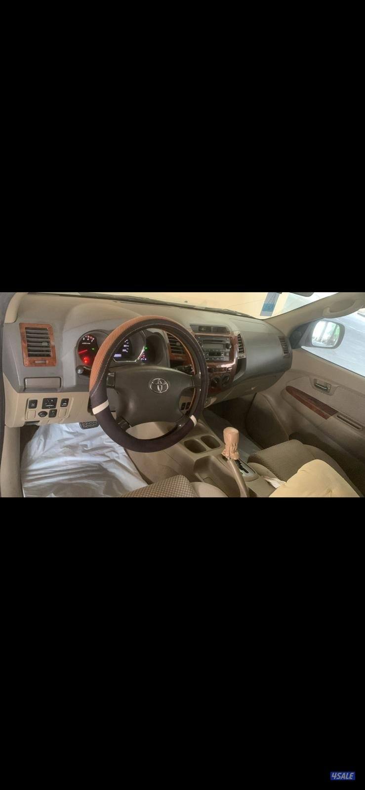 البيع فورتنر مديل ٢٠١٠ بحاله الوكاله شرط الفحص بالكامل جاهز للاستخدام9