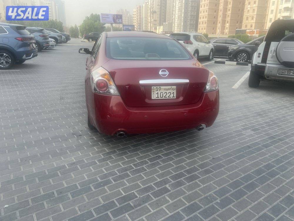 للبيع نيسان التيما موديل 2009 بحاله ممتازه استعمال راقي1