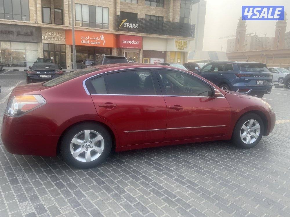 للبيع نيسان التيما موديل 2009 بحاله ممتازه استعمال راقي2