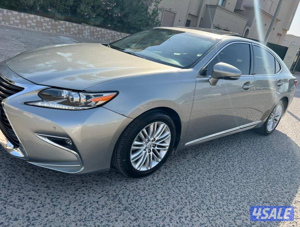 بيعة سريعة لكزس ES250 موديل 2016 عداد 140 الف كلم2