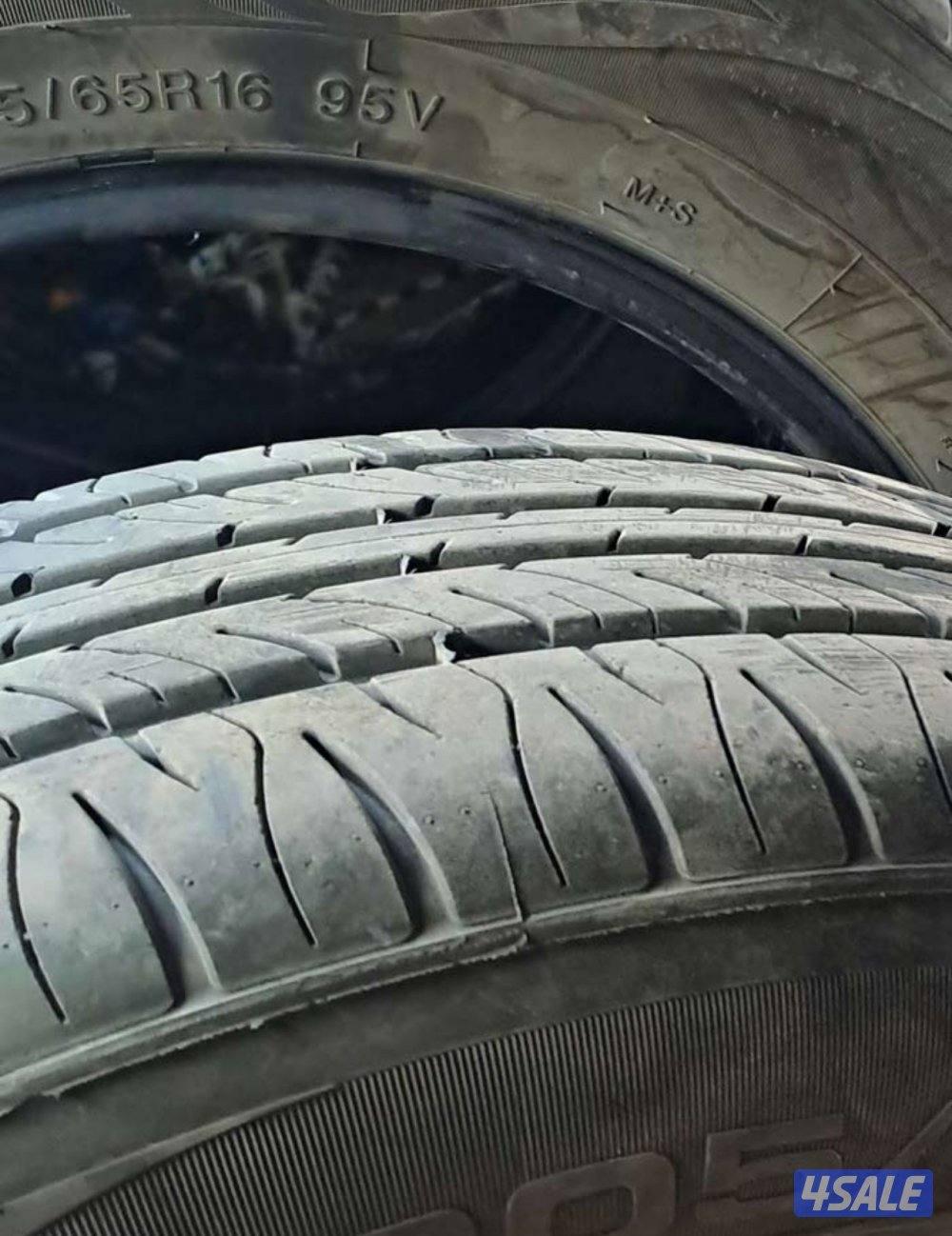 للبيع تواير مستعمله جميع الانواع و المقاسات باسعار مناسبه8