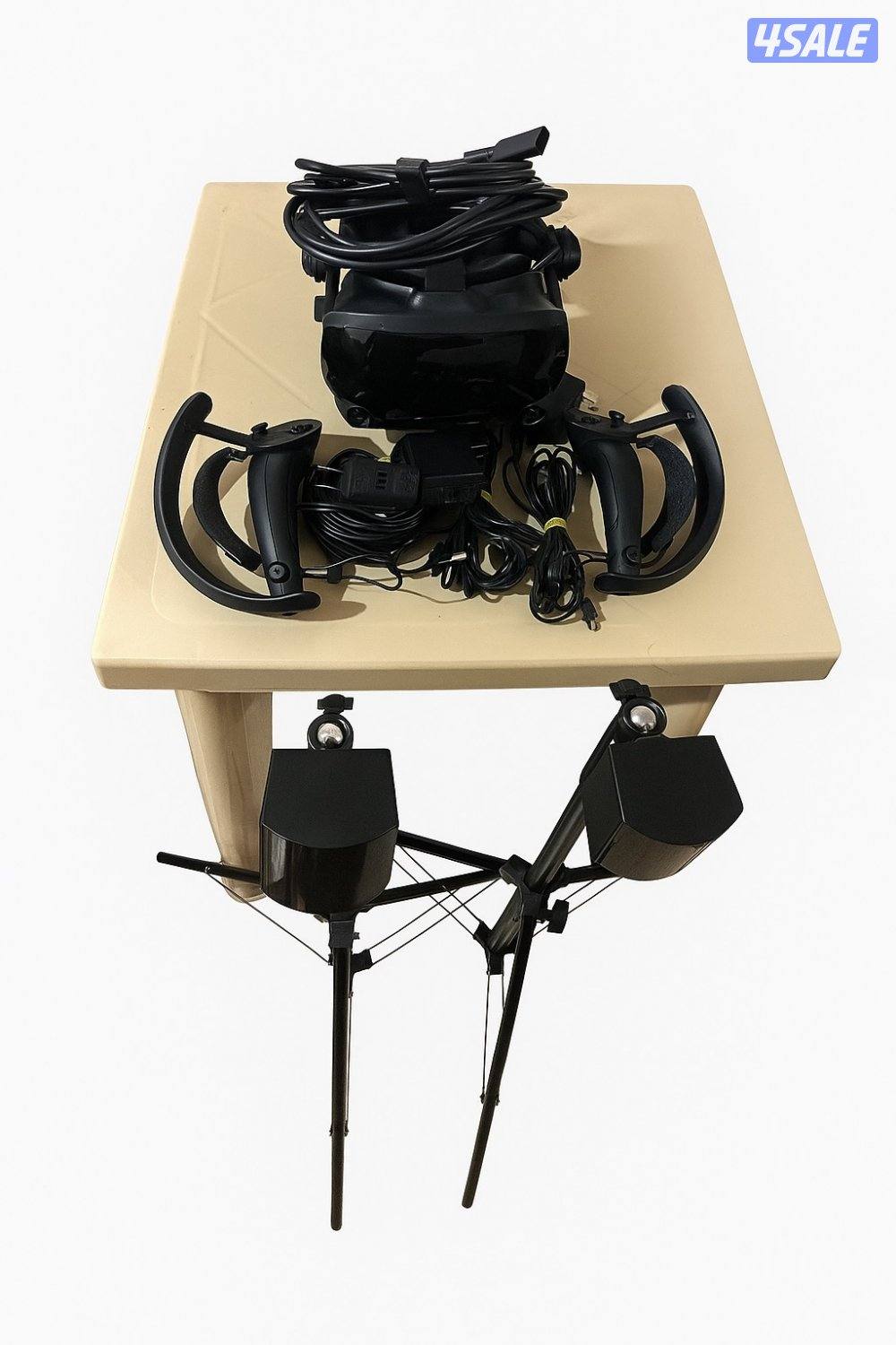 🚀 للبيع: جهاز الواقع الافتراضي Valve Index - حالة شبه جديدة!0