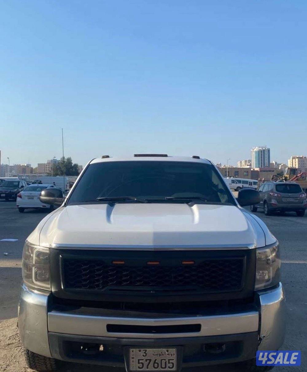 سلفرادو 2400 HD دبل قير أرضي موديل 2010 ماشي 130 الف1