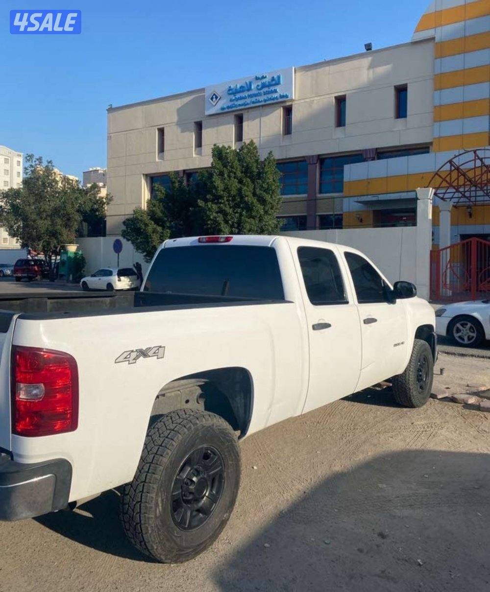 سلفرادو 2400 HD دبل قير أرضي موديل 2010 ماشي 130 الف3