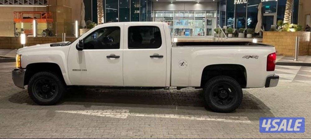 سلفرادو 2400 HD دبل قير أرضي موديل 2010 ماشي 130 الف2