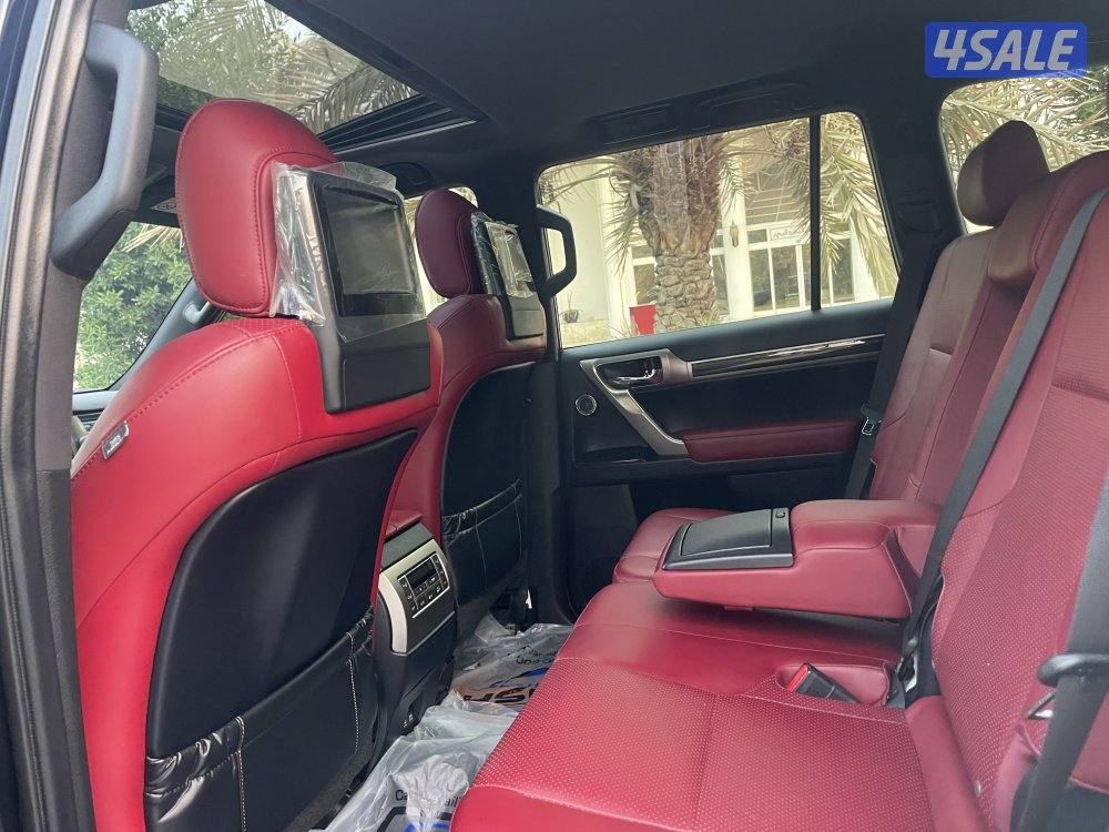 للبيع لكزس GX موديل 2020 لون مميز كحلي داخليه احمر فل ابشن اعلى درجه5