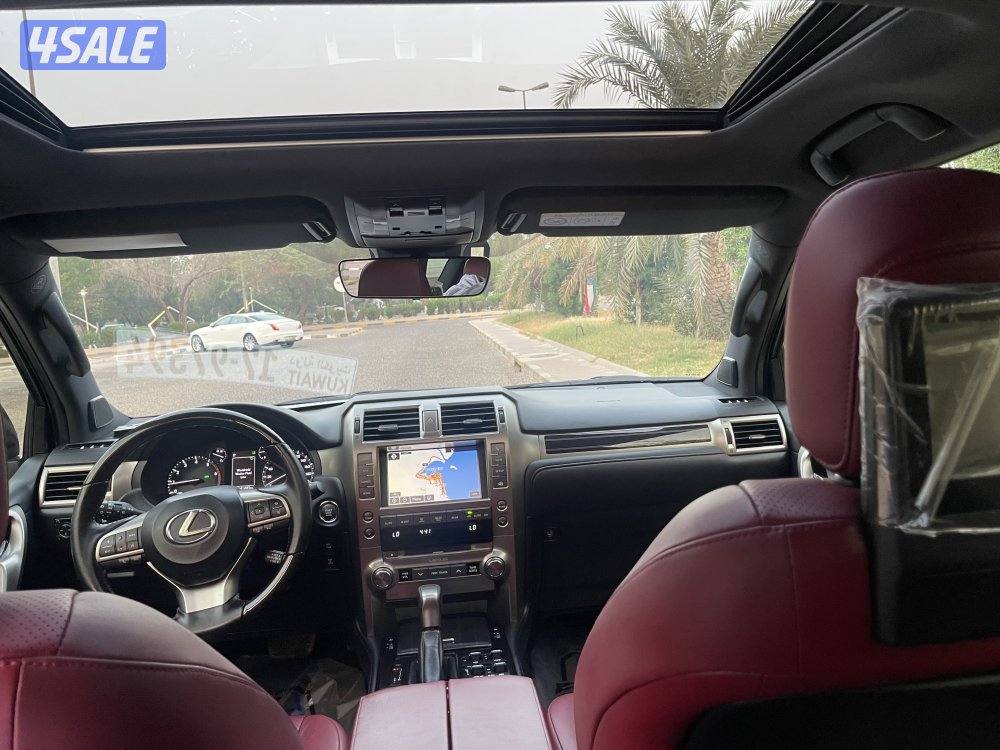 للبيع لكزس GX موديل 2020 لون مميز كحلي داخليه احمر فل ابشن اعلى درجه6