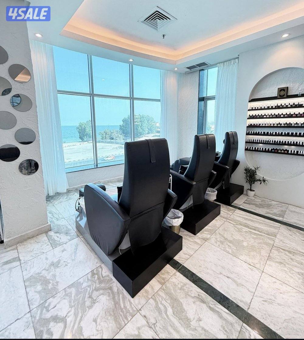 صالون نسائي في المنقف دور كامل موقع حيوي يشمل المعدات والعماله والرخصة2