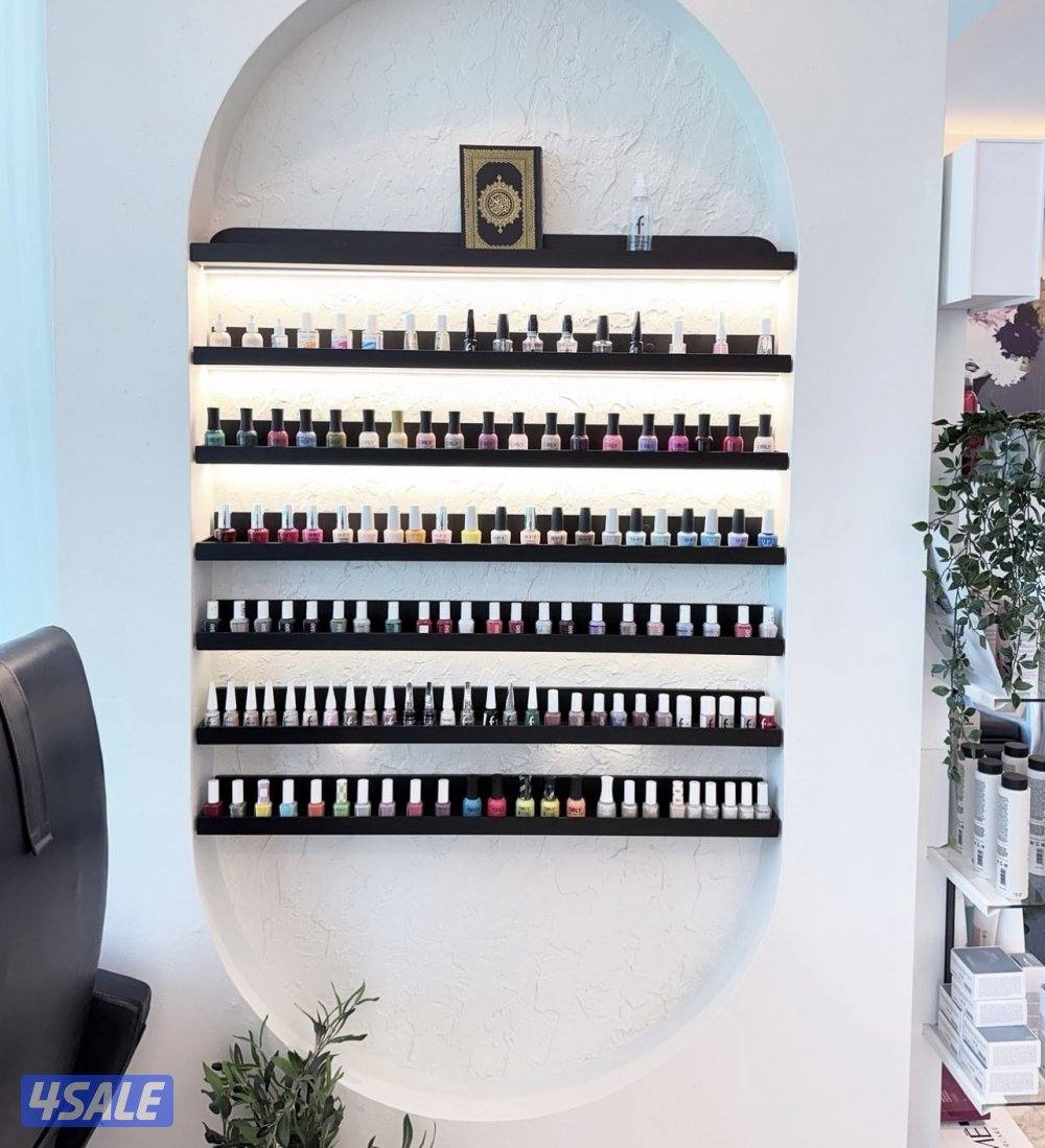 صالون نسائي في المنقف دور كامل موقع حيوي يشمل المعدات والعماله والرخصة5