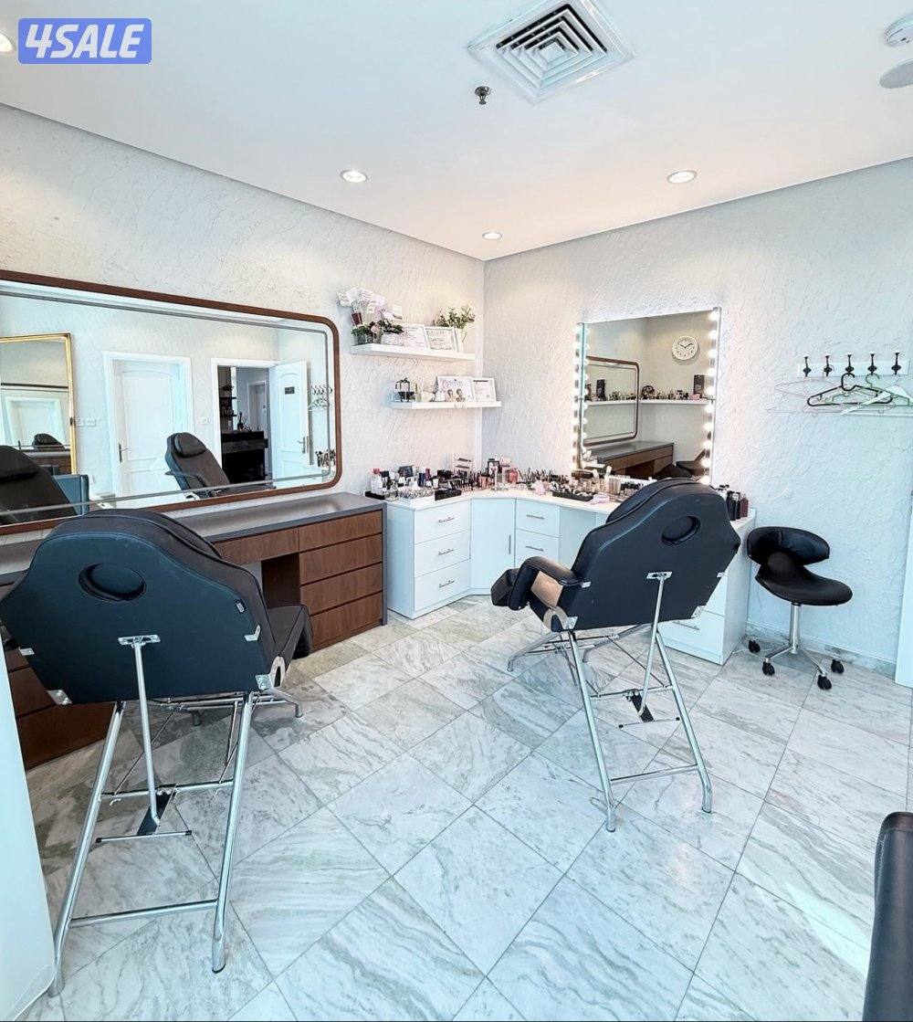صالون نسائي في المنقف دور كامل موقع حيوي يشمل المعدات والعماله والرخصة8