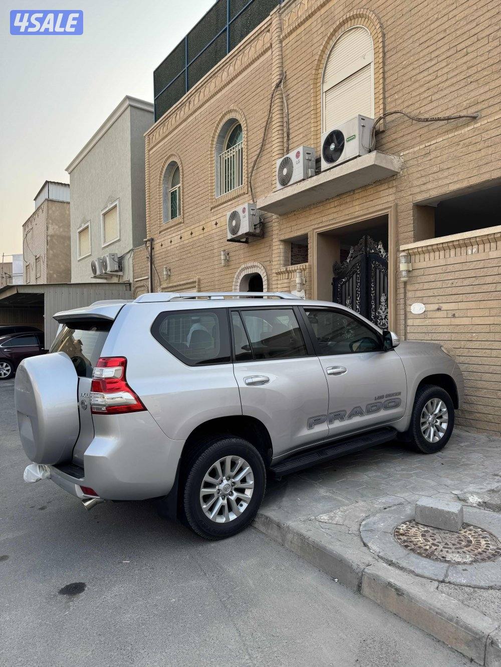 للبيع برادو نظيف جداً0