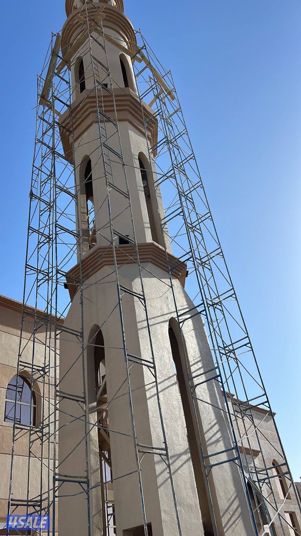 توريد وتركيب سقالات حديد القسايم والمجمعات والمشاريع الكبري3