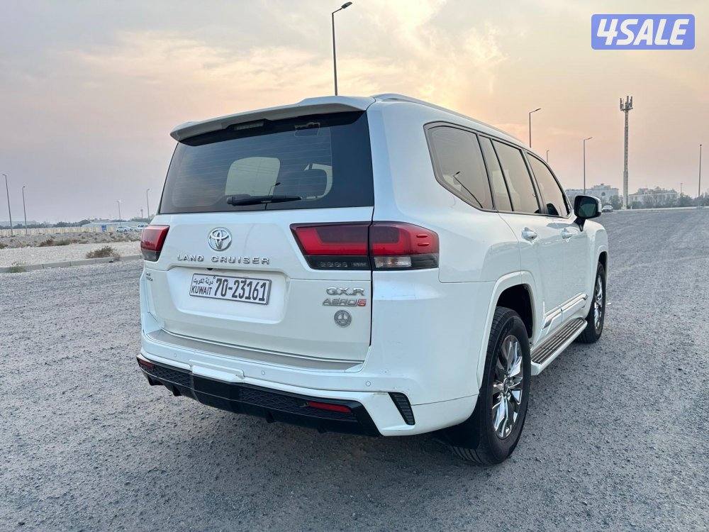 لاندكروزر GXR ايرو إس توين تيربو موديل ٢٠٢٣2