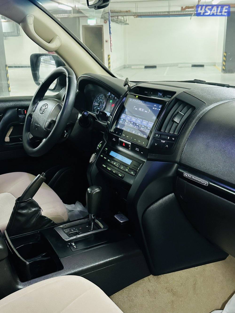 ⚪️ لاند كروز  2011  ⚪️7