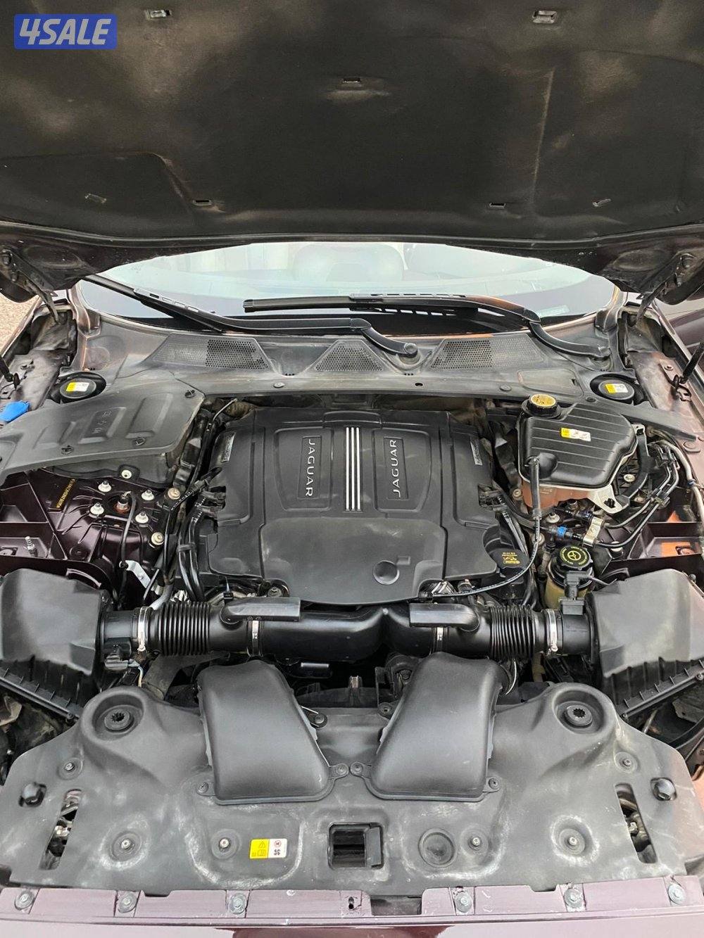 للبيع جاكور XJL6 اكبر حجم كامل المواصفات 20132