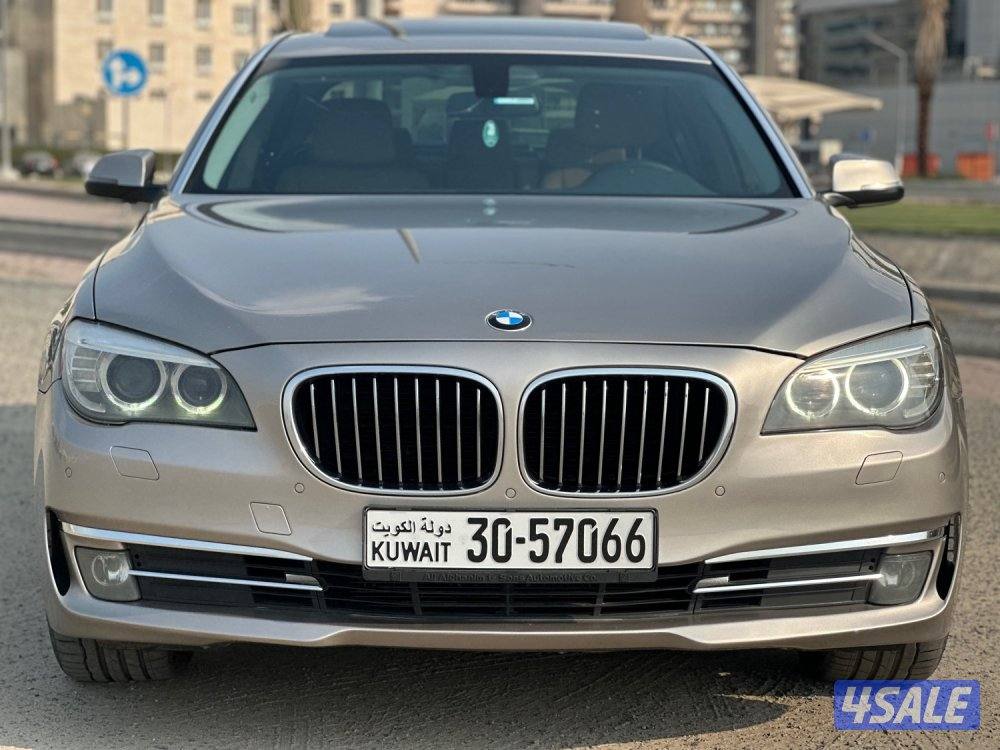 للبيع BMW 730Li وارد الوكالة الغانم2