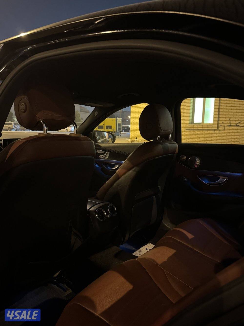 للبيع مرسيدس c3000