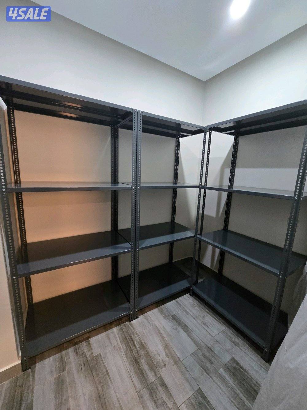 ارفف تخزين واثاث معدني رفف حسب المقاسات المطلوبه وحسب الأوان المطلوبه10