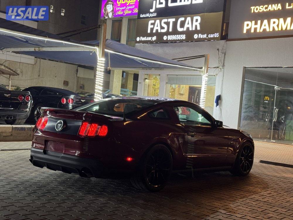 للبيع موديل 2012 قير عادي5