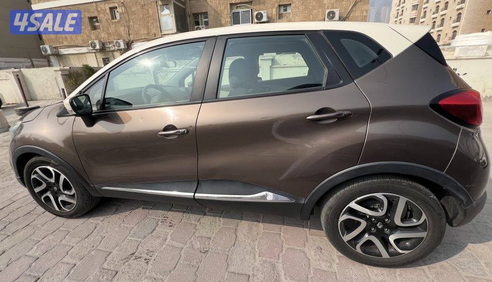 Renault Capture 2016 For Sale/Babtain Agent services / First owner2
