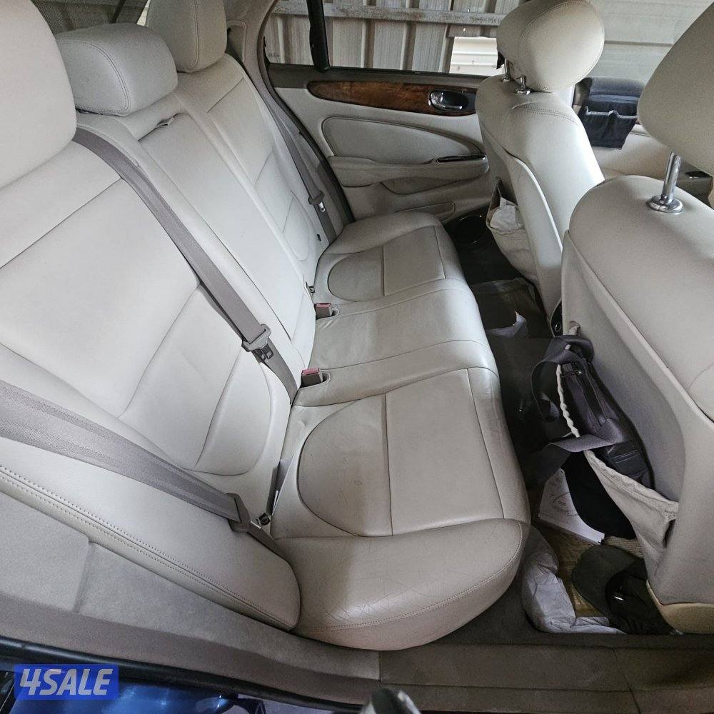 جاكور xj8 كامل المواصفات5