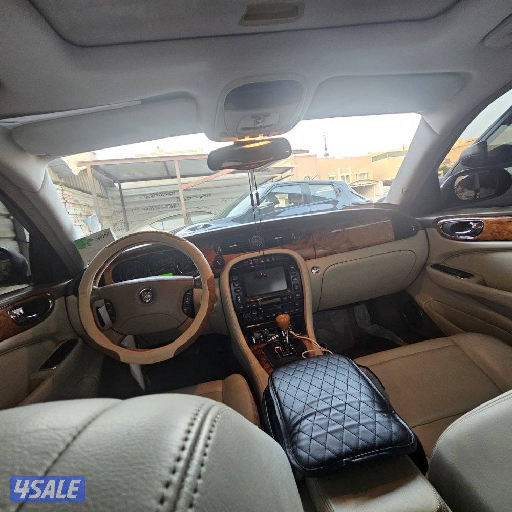 جاكور xj8 كامل المواصفات8