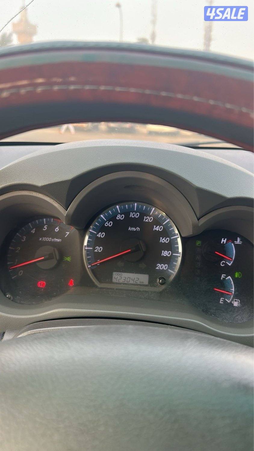 فورتنر 4 سلندر وكالة بالكامل للبيع7