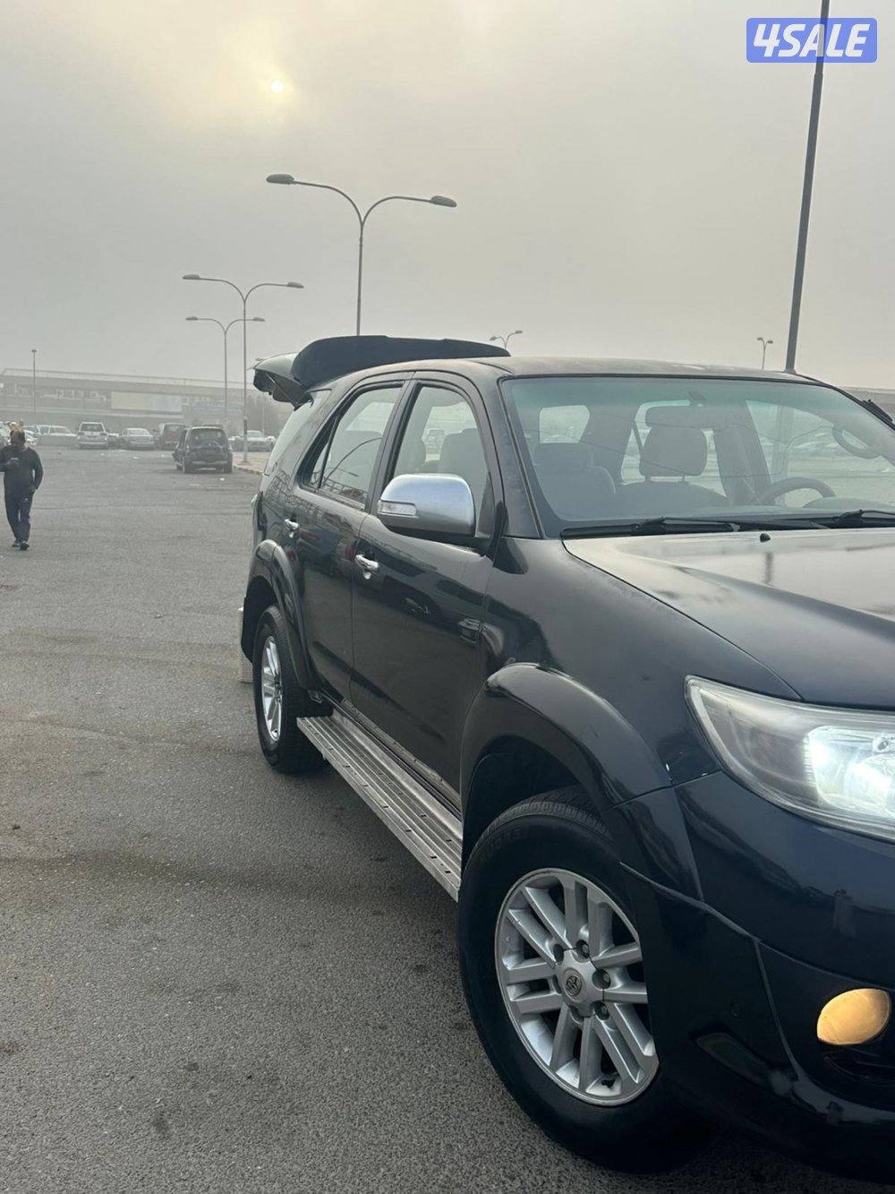 فورتنر 4 سلندر وكالة بالكامل للبيع8