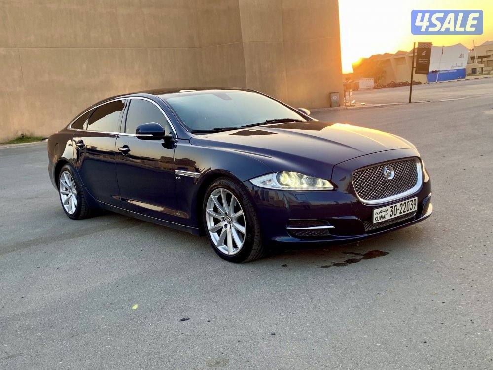 جاكوار XJ موديل 2013 عداد /116 الف كم فقط2