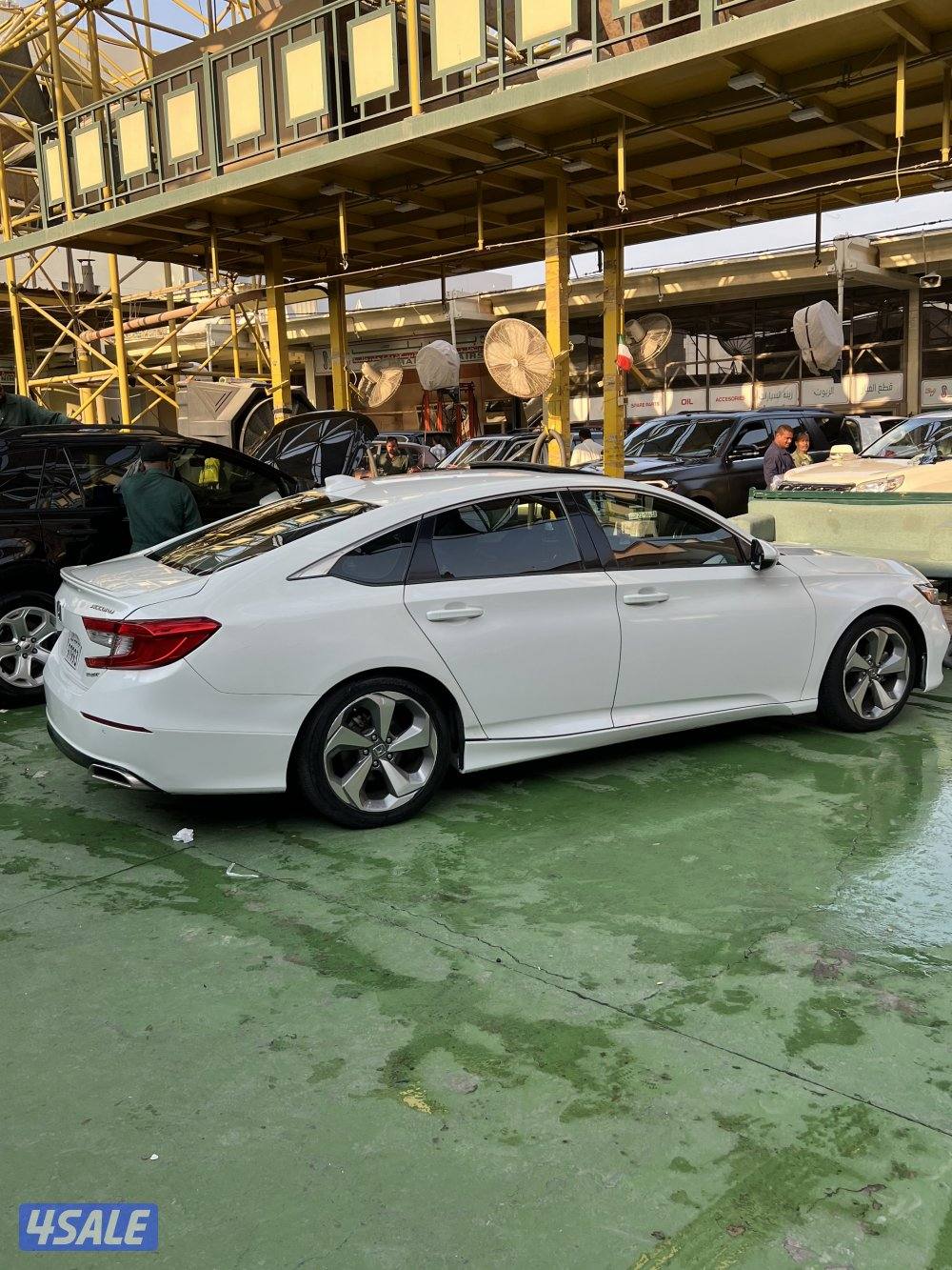 اكورد 2018 سبورت بحالة ممتازه4