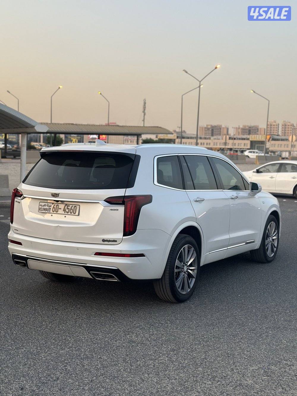 كاديلاك - XT6 مديل 2020 عداد 703