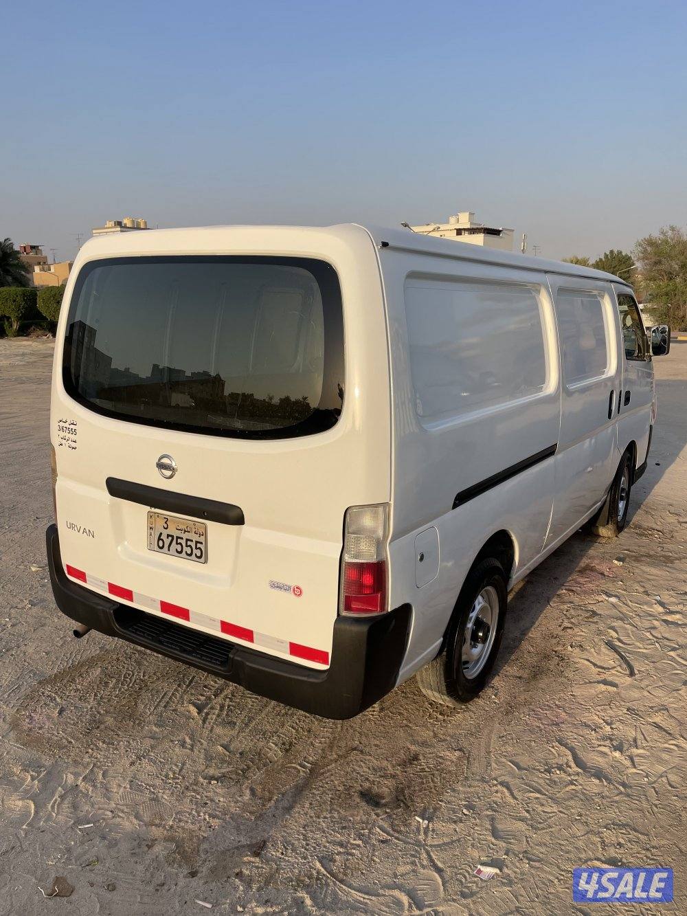 باص نيسان 2007 م بحاله ممتازه4