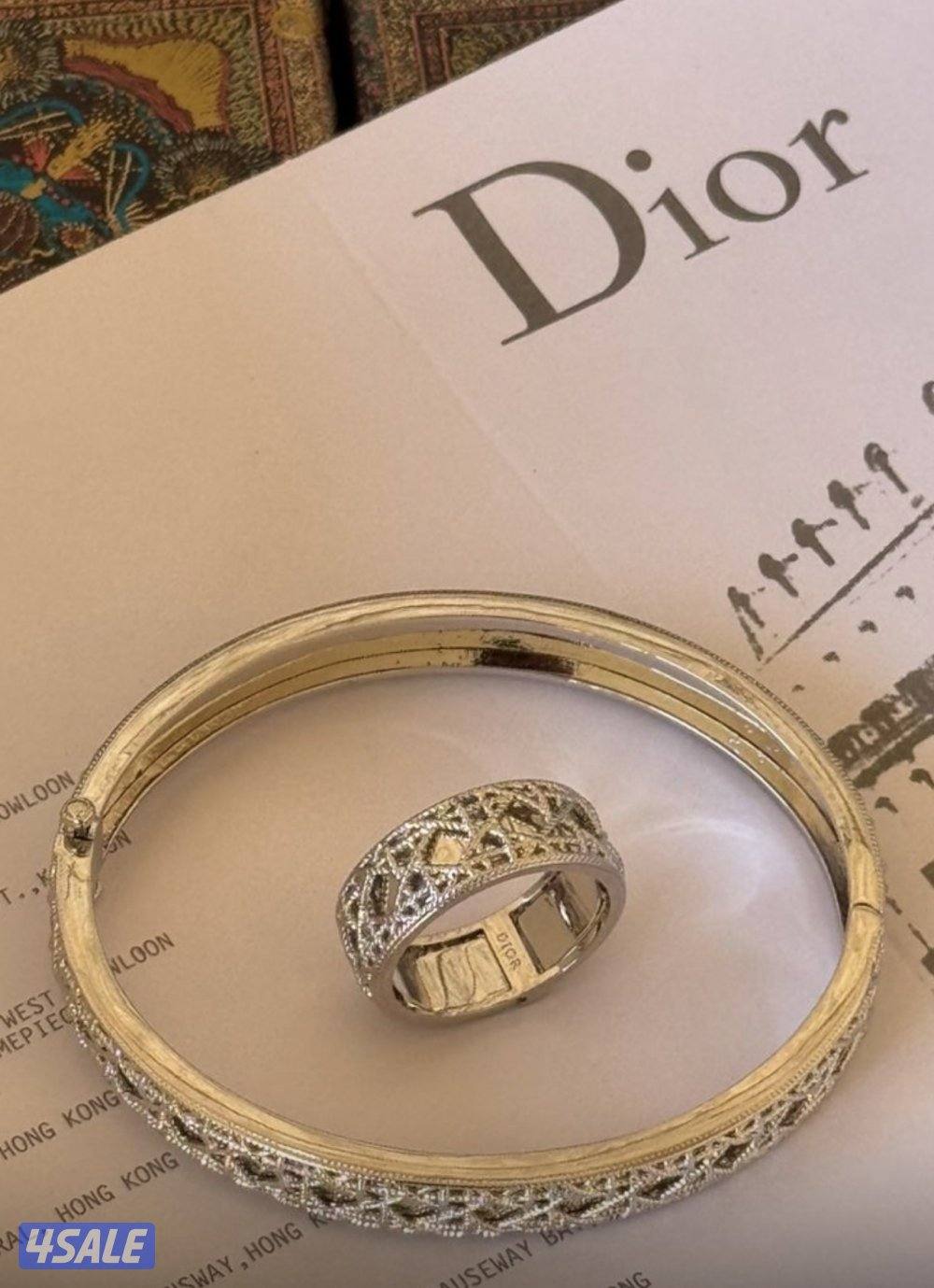 لدينا أقوي تشكيلة من الاكسسوارات النسائية ماستر كوالتي5