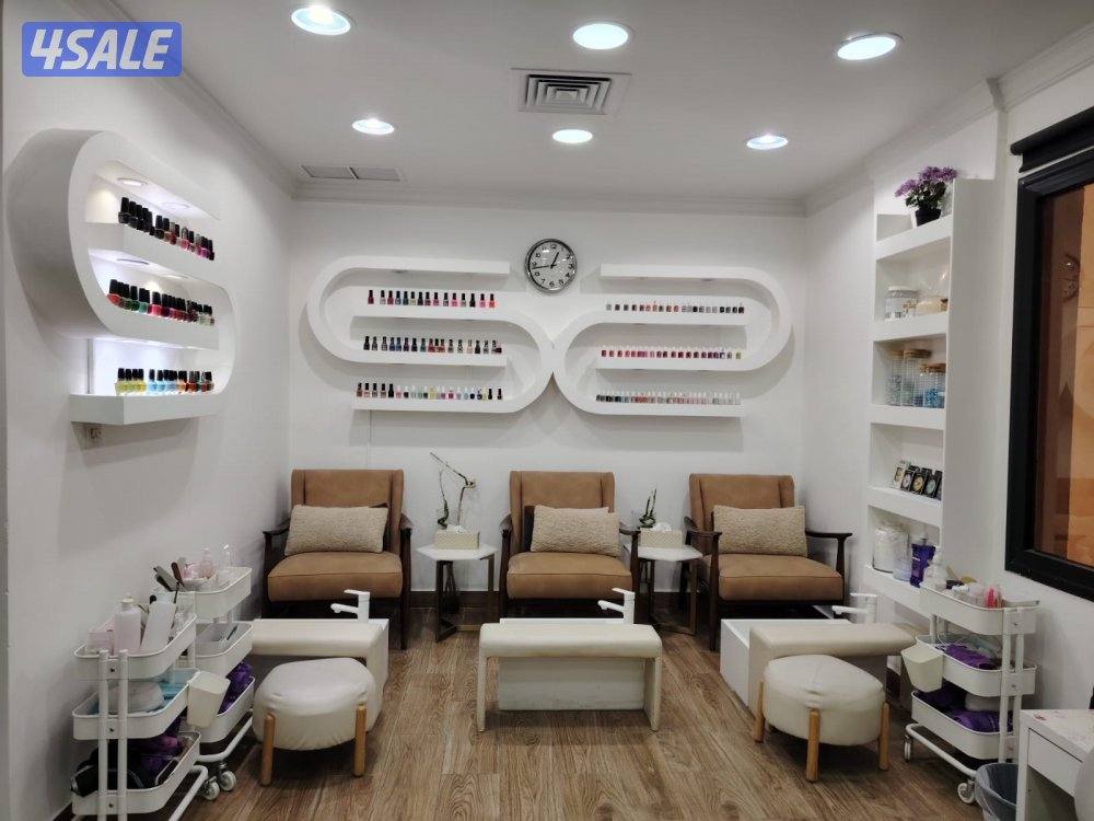 للبيع صالون نسائى +رخصة5