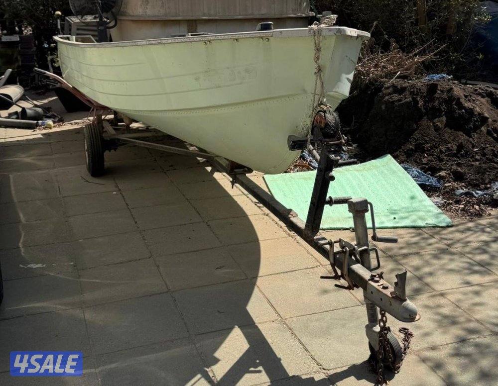 طراد ألمنيوم 14 قدم0