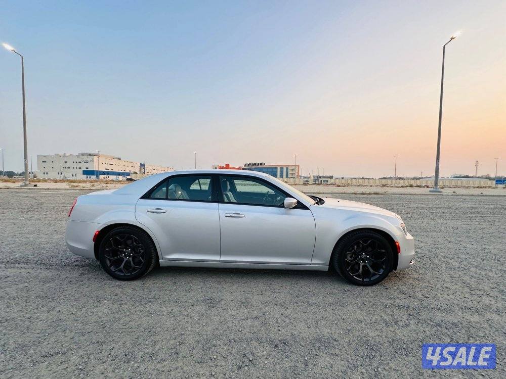 🚘 كرايزلر- S 300 -  20215