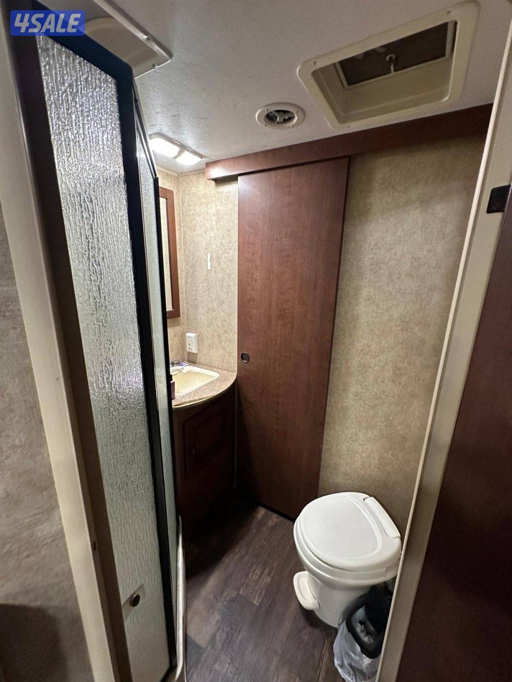 للبيع كرفان امريكي Aspen trail موديل  20143