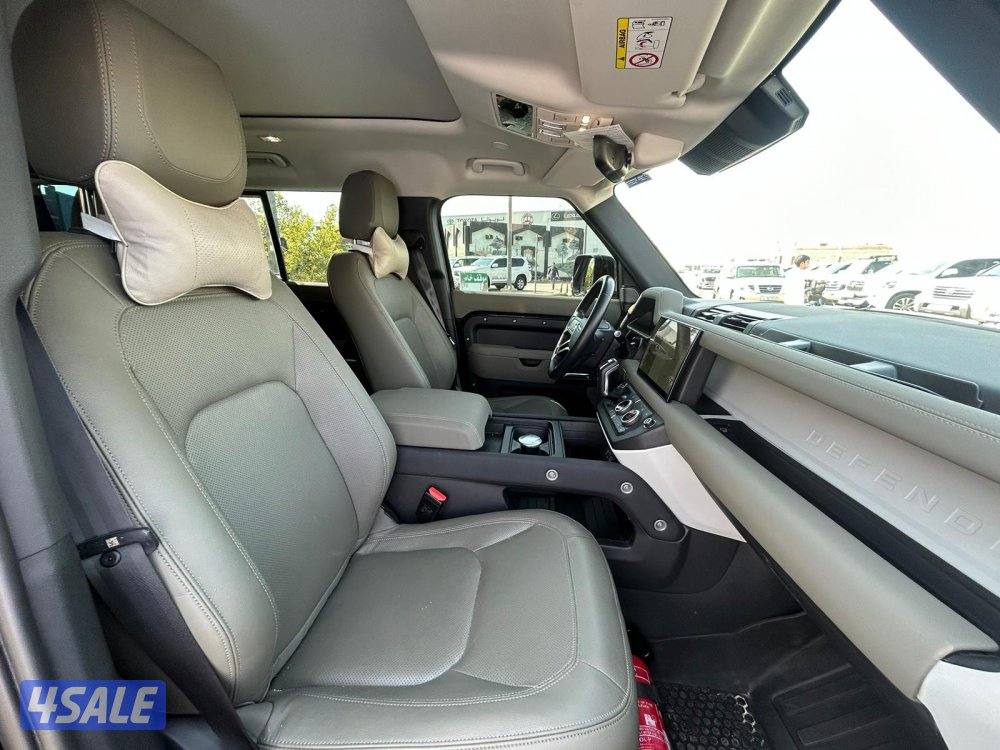 لاند روفر ديفندر 110-V6 موديل 20235