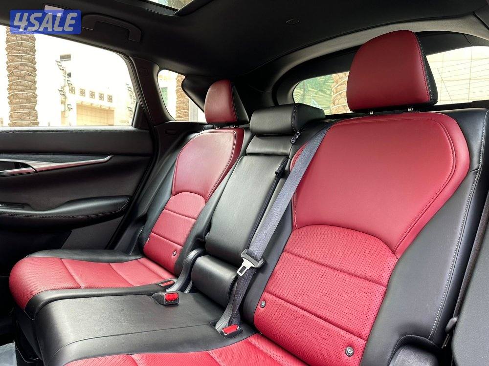 انفينيتيQX 50S موديل2023 عداد30الف وارد البابطين تحت الكفاله+الصيانه7