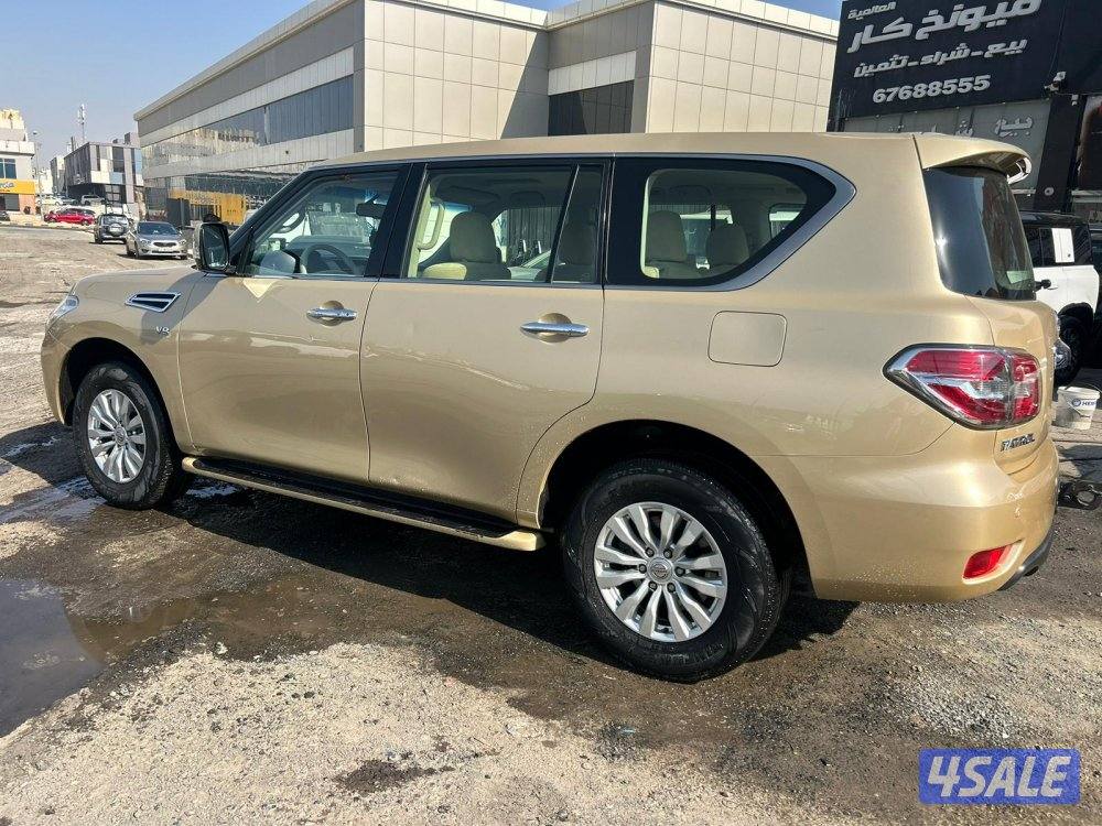 نيسان باترول SE -V82