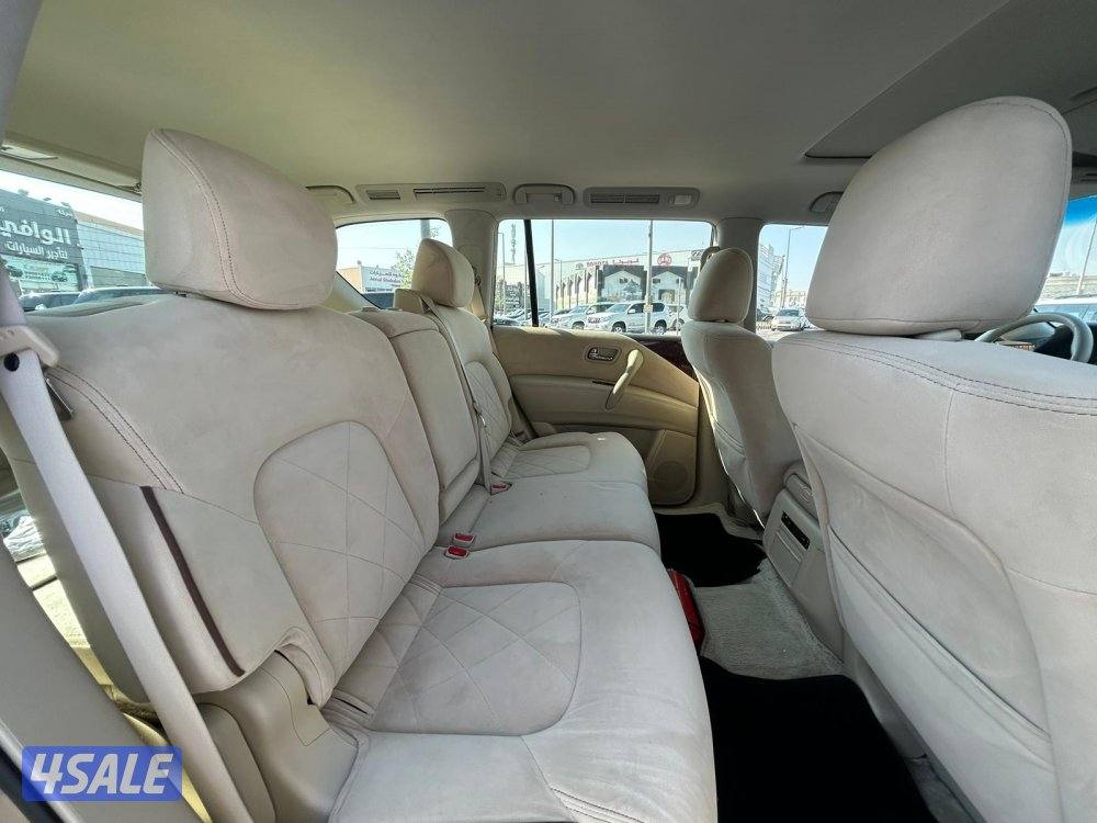 نيسان باترول SE -V84