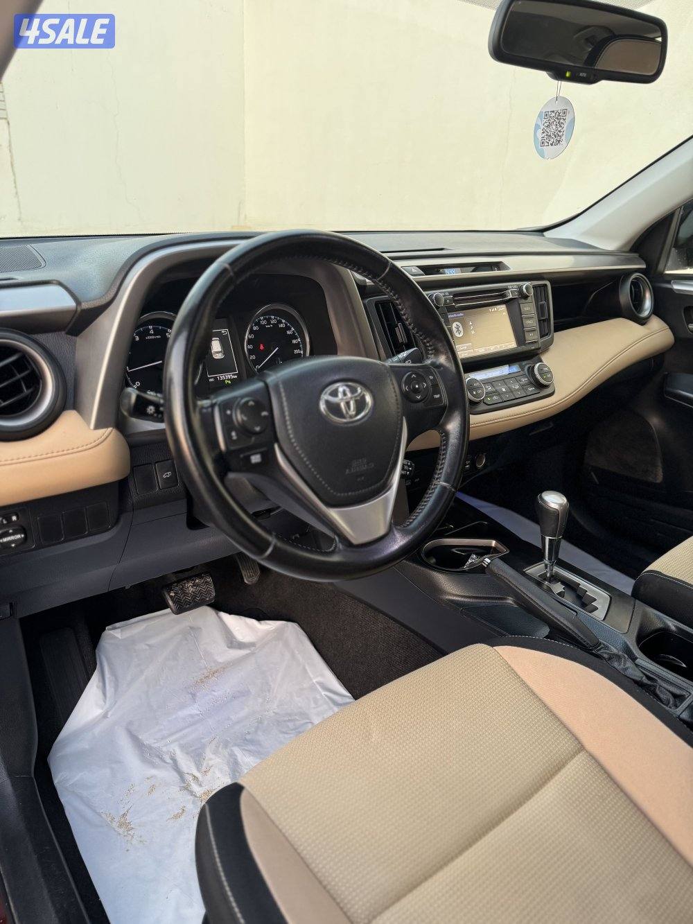 تويوتا راف فور كامل المواصفات عداد 135 الف فقط8