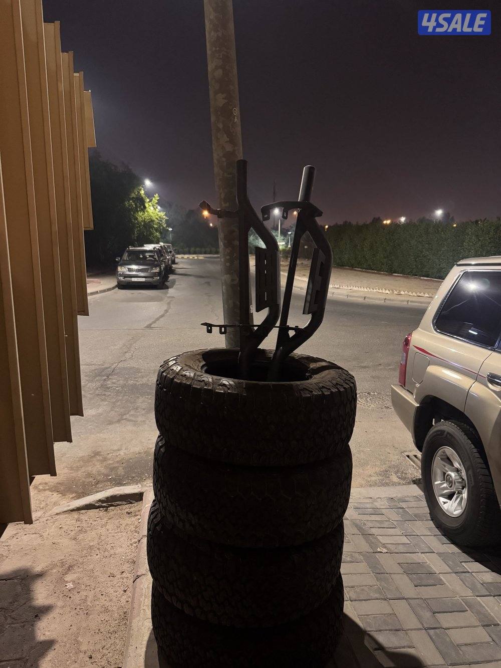 حط سعرك و شيلهم تواير مقاس ١٨ و دواسات3