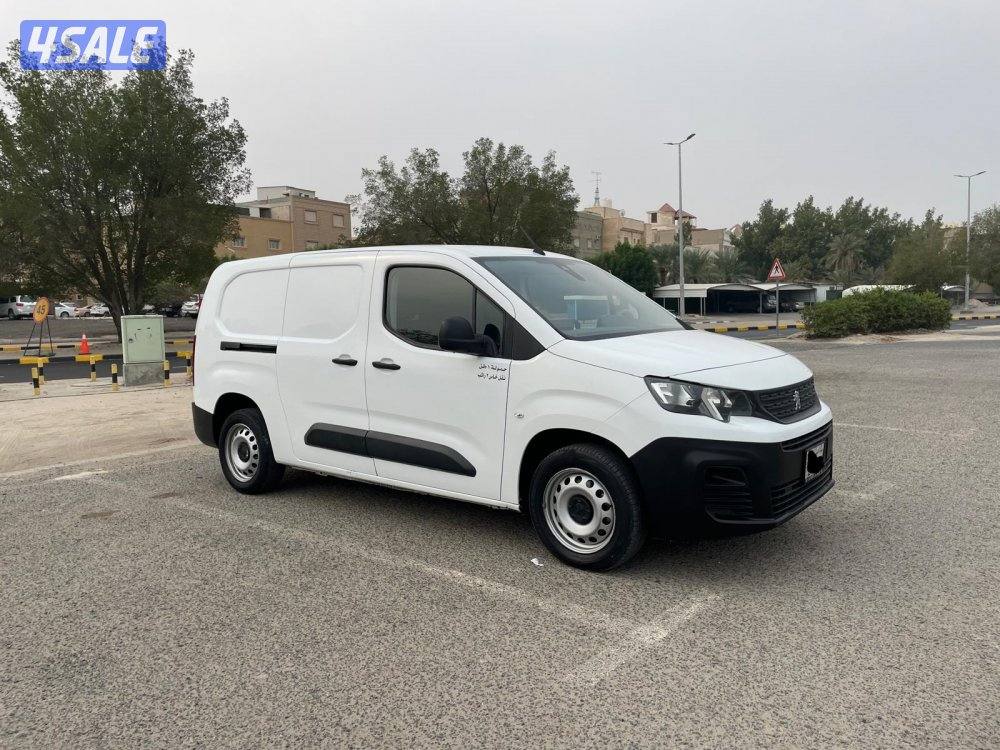 بيجو بارتنر 20233