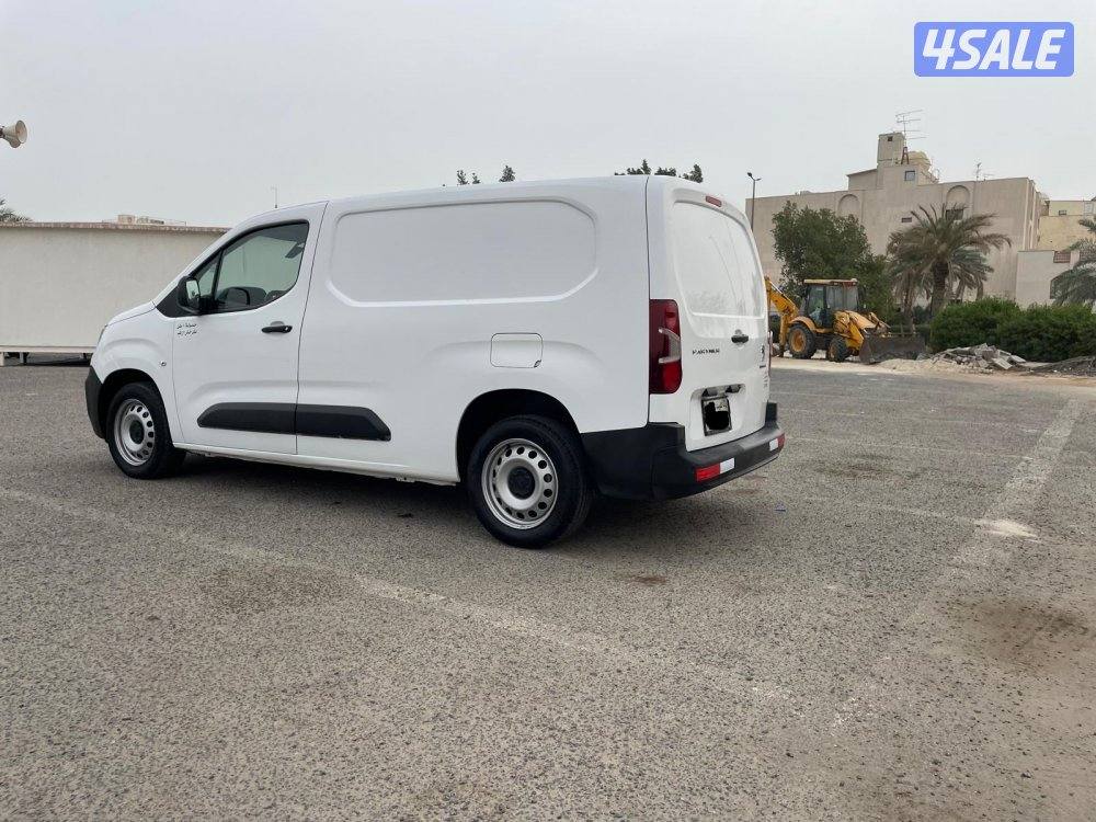 بيجو بارتنر 20237